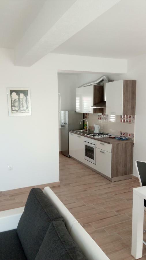 Apartmani Filip Zadar Diklo Eksteriør billede